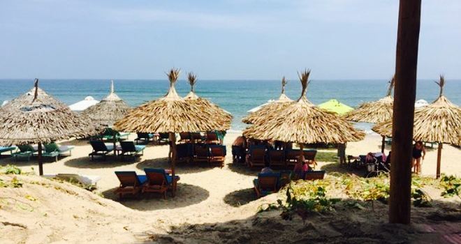 Wind & Moon Beach Restaurant & Bar