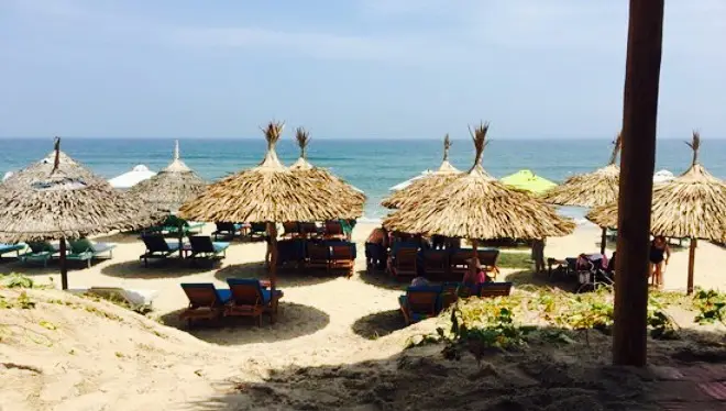 Wind & Moon Beach Restaurant & Bar