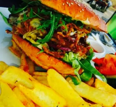 Maestro Café and Bistro