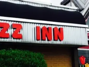 Buzz Inn Steakhouse