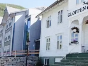 Gloppen hotell