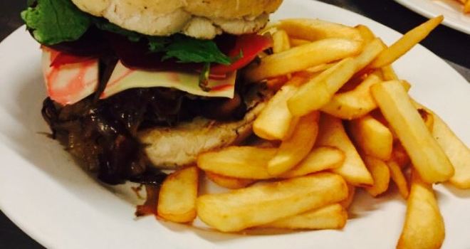 Wardeez cafe and bistro