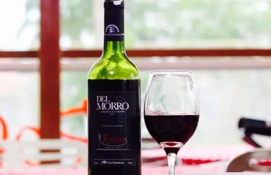 Rosso Pastas & Vinos