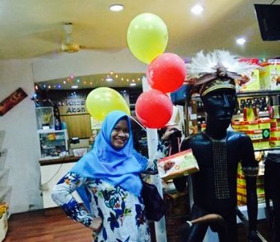 Hawai Bakery & Coffee Shop