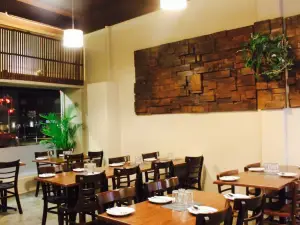 Toronthai New Lambton