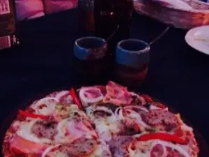 1900 Pub y Pizzeria