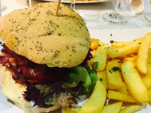 Parrillada Steak & Burger