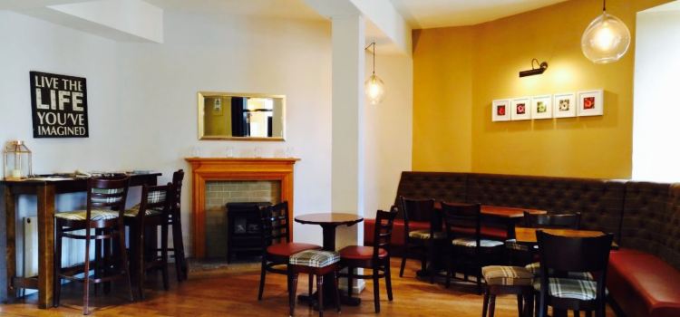 The Square Bar & Kitchen