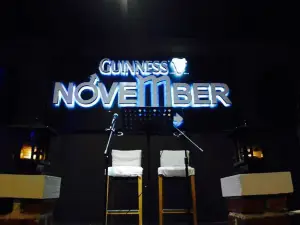 November Cafe & Restaurant