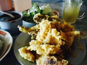 Ayam Goreng Kremes Pak Pono