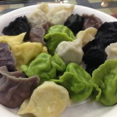 MINGUOHAIXIANJIAOZILOU User Photo