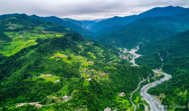 知本森林遊楽区周辺のホテル