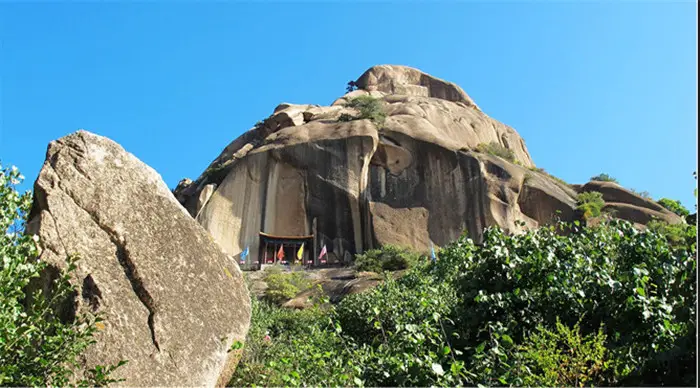 Ganlu Temple