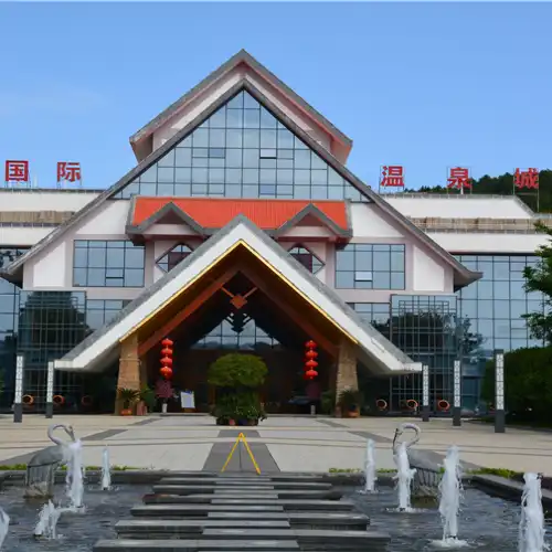 Popular Hot Springs Attractions in Zunyi