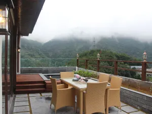 Yulongshan Dong Spring Resort