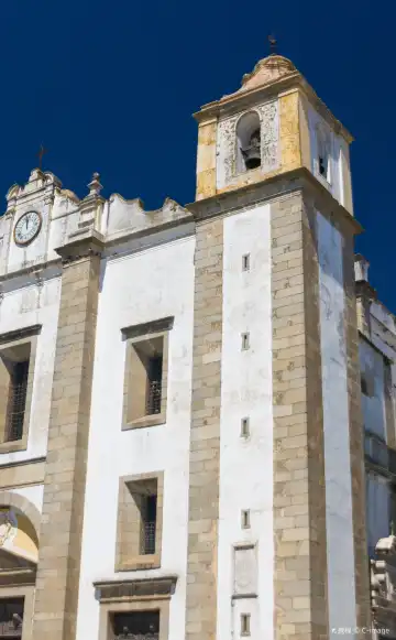 Hotels near Santo Antão Church