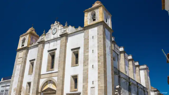 Church of Santo Antao (Évora)附近的飯店