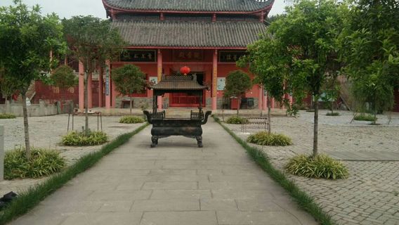 Baolong Temple