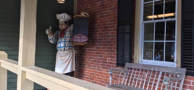 Mr. Darcy's Bar & Burger