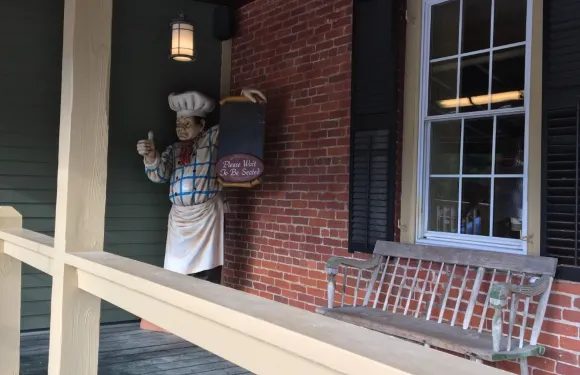 Mr. Darcy's Bar & Grill