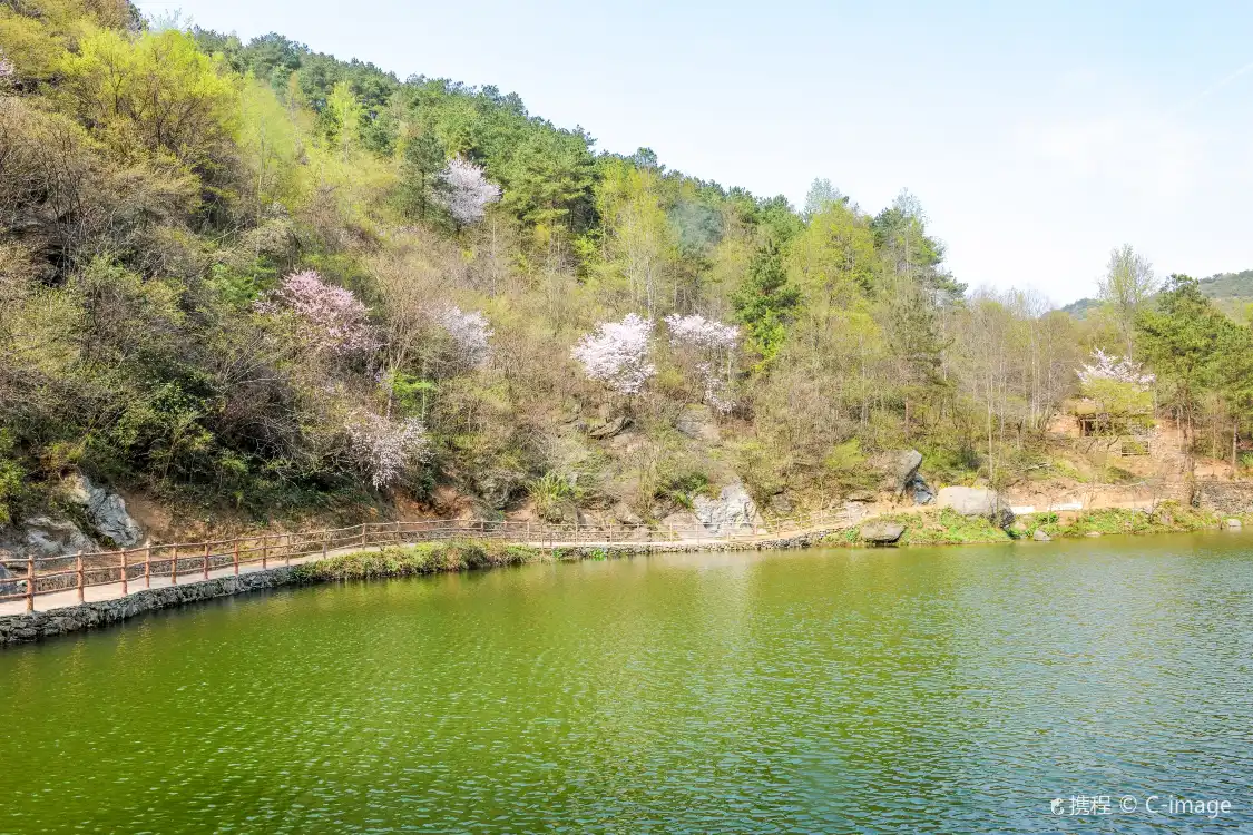 Hotel in zona Mulan Lake Tourist Resort