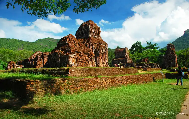 Duy Hoà