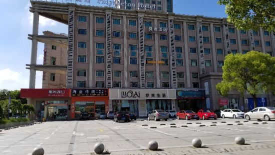 上海市金山區金山衛鎮是我在二十多年前工作過的地方。那時還只是
