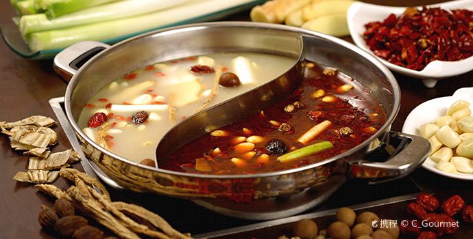 洞亭火锅(防空洞店)