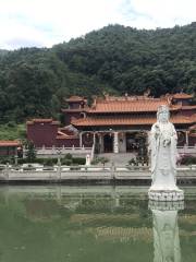 Baolong Temple