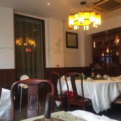 丽湖船菜馆·特色鱼头汤(古竹路店) User Photo