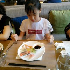 MO DA XI ER DU YI LIN DU JIA JIU DIAN JING YI XUAN QUAN RI ZHI CAN TING User Photo