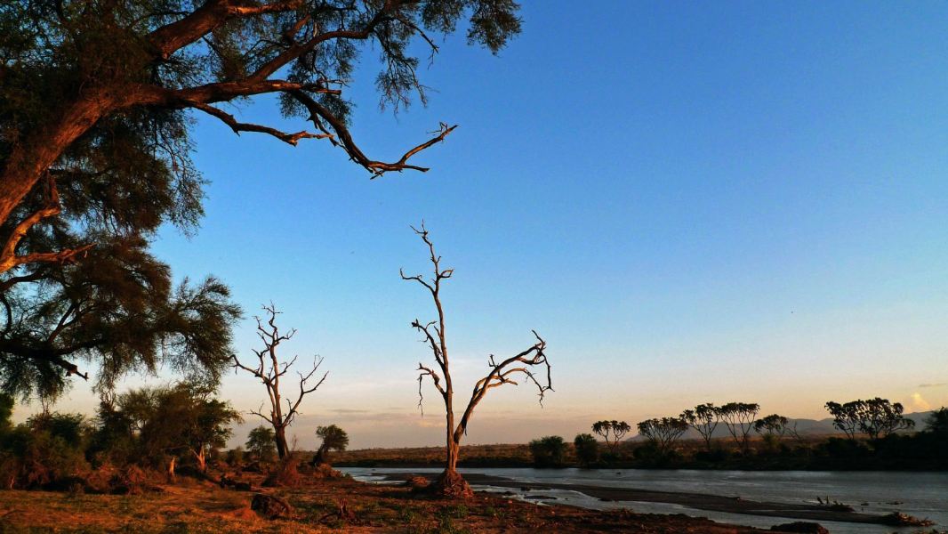 Tiket pesawat Makabana Samburu