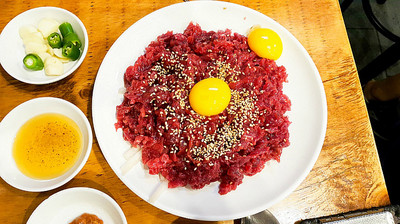 ソウル／広蔵市場】老舗ユッケ店のユッケビビンバ | Trip.com ソウル