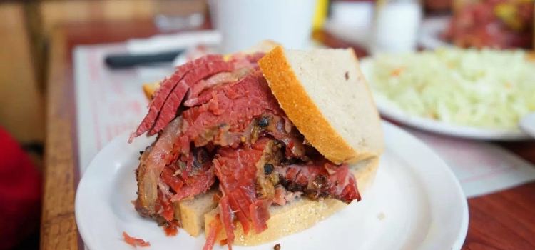 Schwartz's Deli