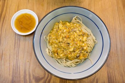 蟹黄鱼(外滩中央旗舰店)