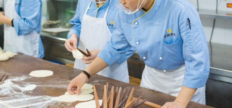 Nanyuanbinguan·hongyunlou