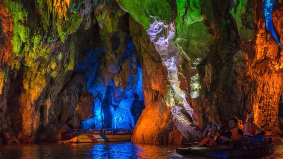 Cave Adventures in Anshun