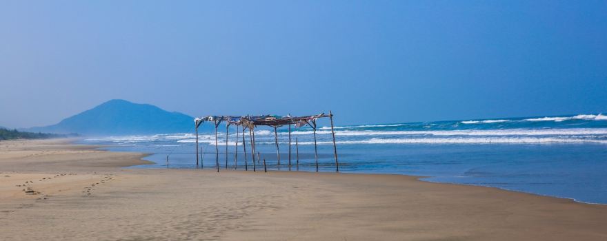 Bãi biển Lăng Cô