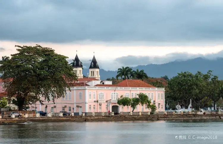 Hotel Bintang 2 di São Tomé, Sao Tome dan Principe