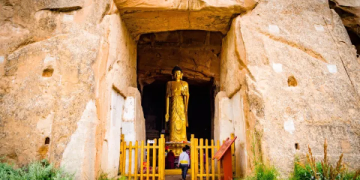 馬蹄石窟群旅遊區