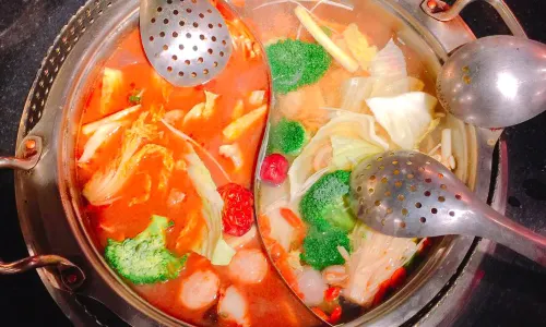馬辣頂級麻辣鴛鴦火鍋（西門店）