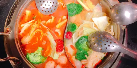 馬辣頂級麻辣鴛鴦火鍋（西門店）