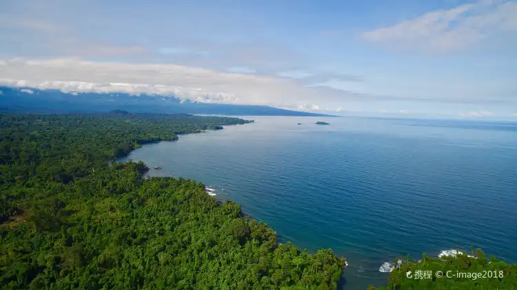 Hotels With Pools in Equatorial Guinea