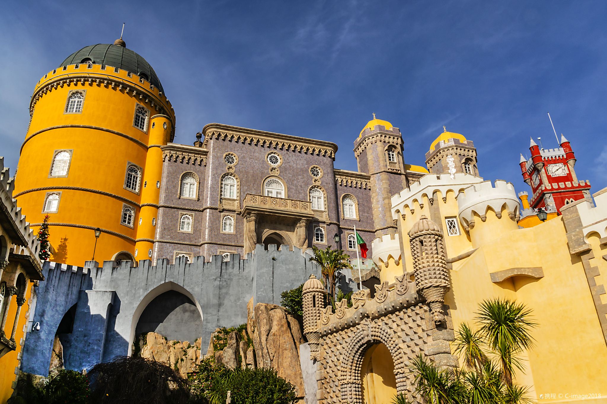 葡萄牙佩納宮+雷加萊拉莊園+羅卡角+地獄之口中文包車一日遊