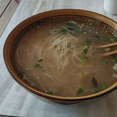 花园小吃肠旺米线(翰林街店) User Photo