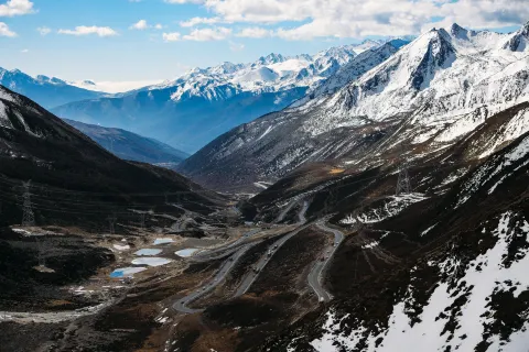 Zheduo Mountain