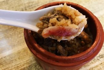 ZHENG YI LAO GE DUN ZHONG User Photo