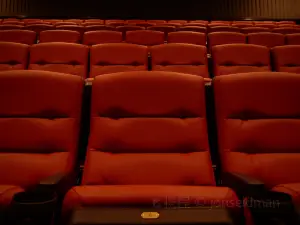 Barnstorm Theater