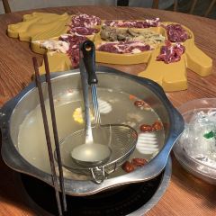 八合里牛肉火锅(扬名店) User Photo