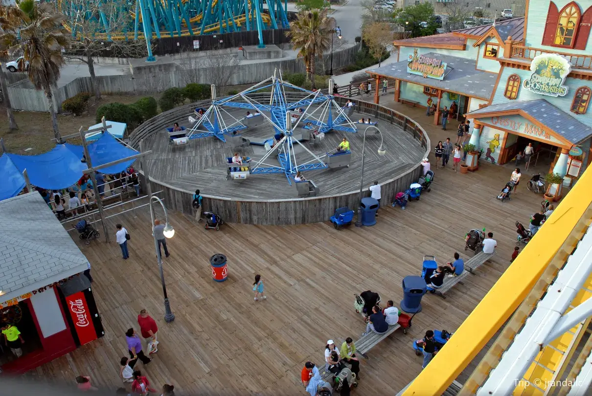 5_Six Flags Fiesta Texas